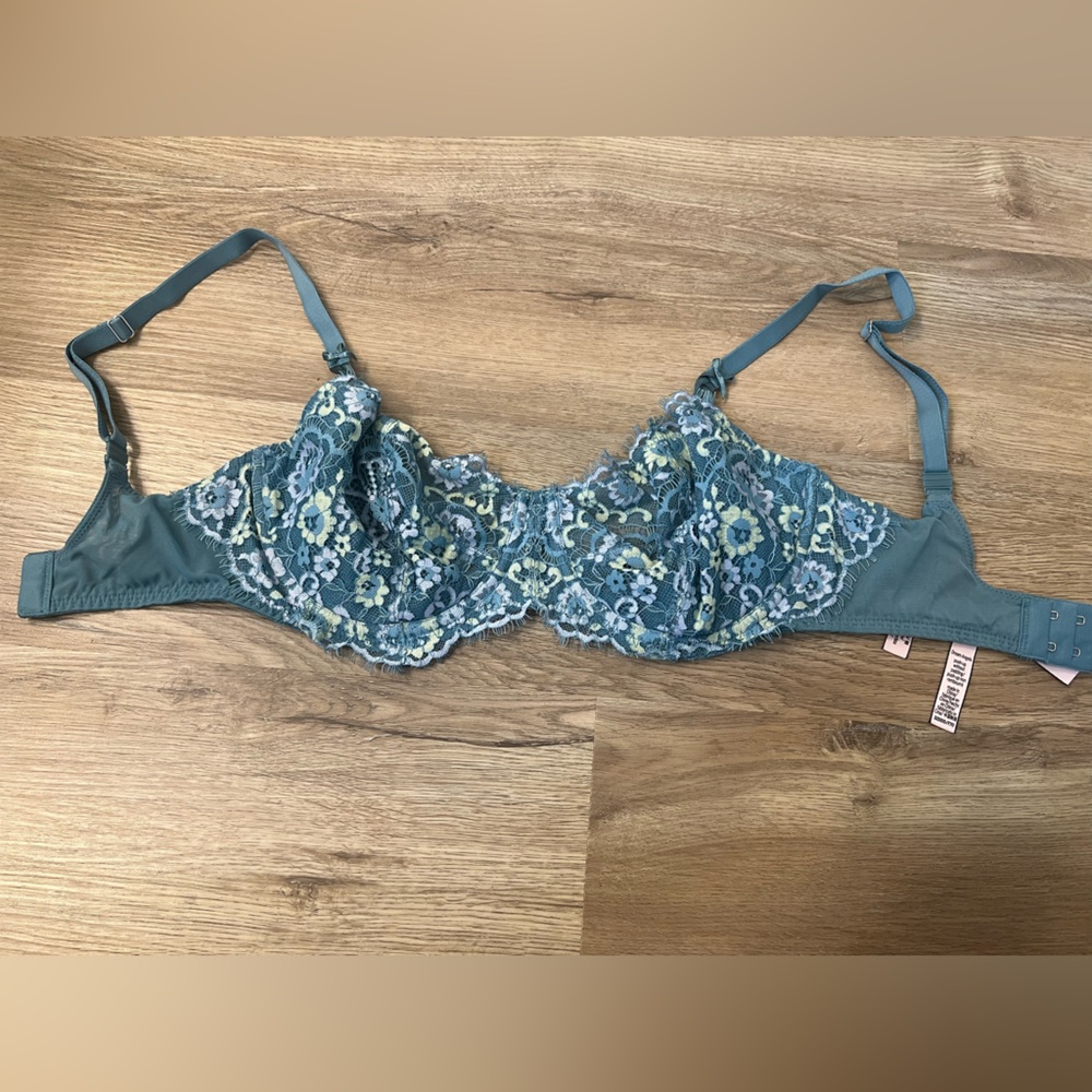 Victoria’s Secret Dream Angels push up bra (32DDD)